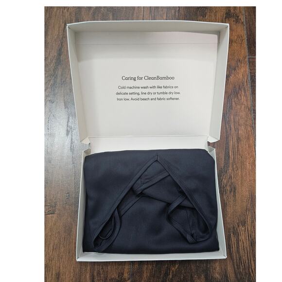 New Ettitude Sateen Cami Onyx Size Small - Picture 5 of 7